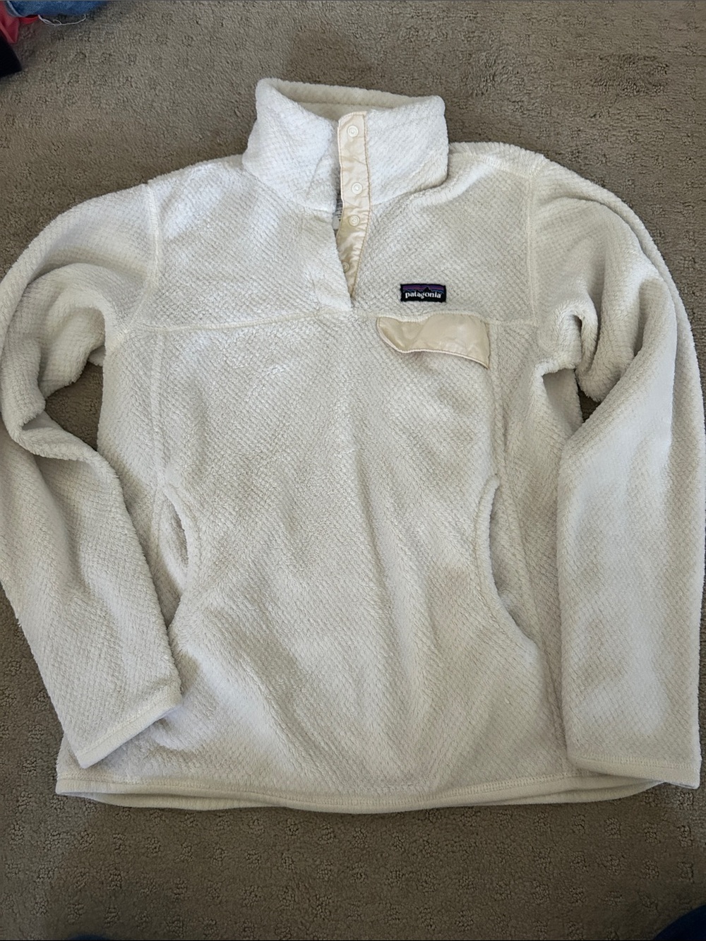 Patagonia Woman’s White Snap Fleece Pullover